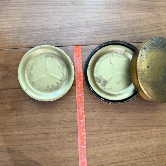 Coaster Set of 6 Gold Tone Metal Aged Patina Black Lacquer Round Wood Box Japan - Picture 11 of 12